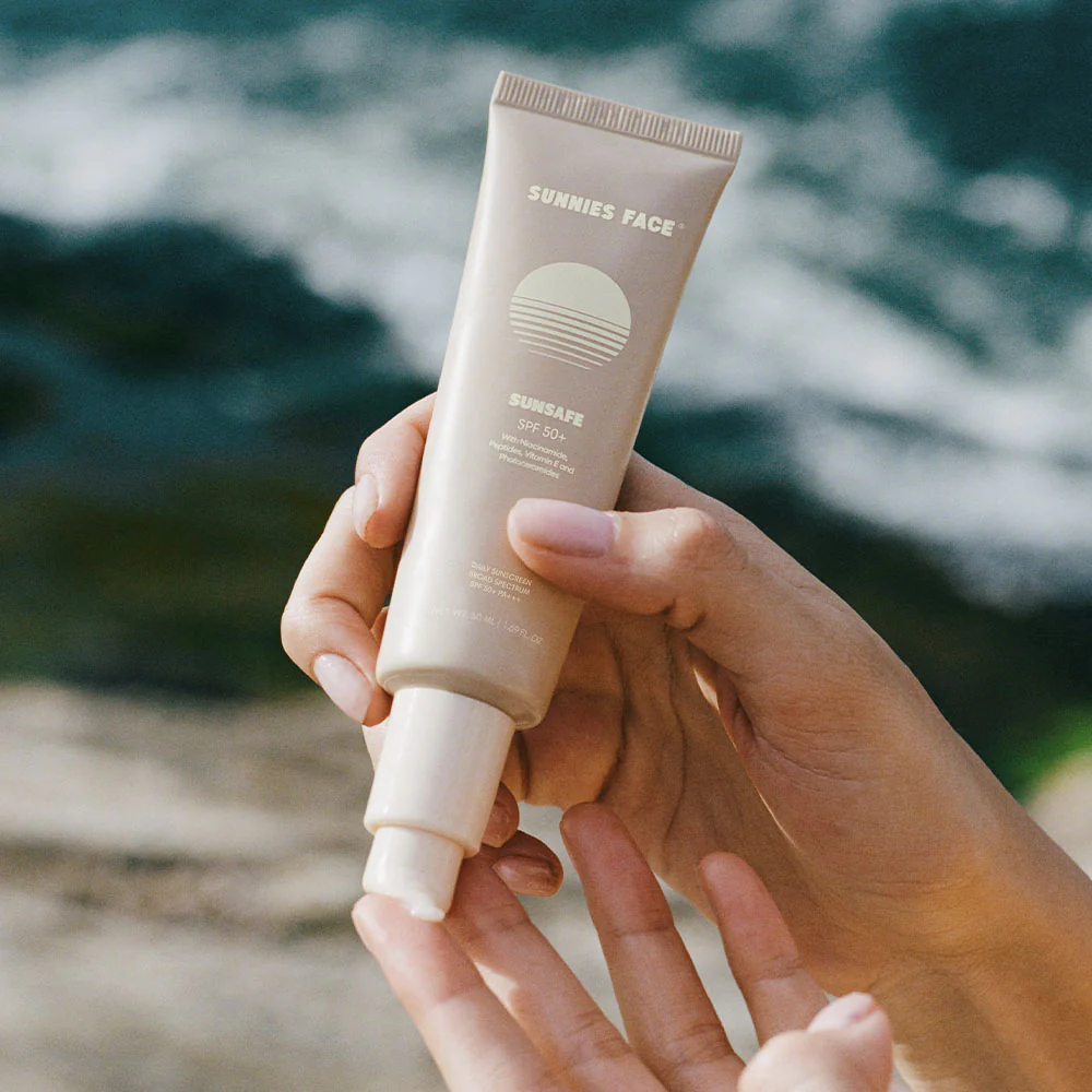 Sunsafe Invisible SPF 50+ PA+++ Serum Gel Sunscreen