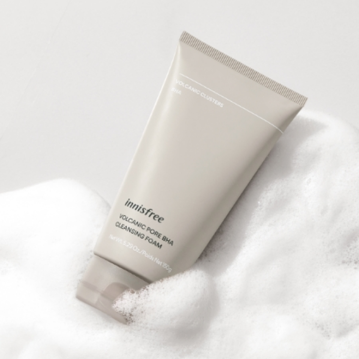 Volcanic Pore BHA Cleansing Foam 150ml (2022)